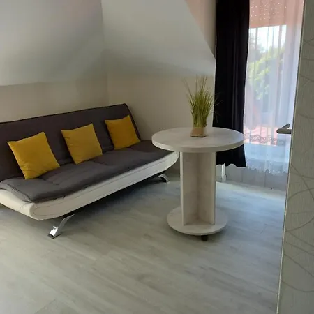 Viola Vendeghaz Frühstückspension