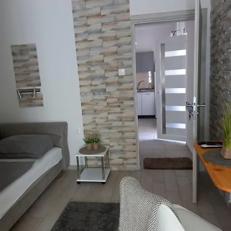 Bed and Breakfast Viola Vendeghaz Pápa